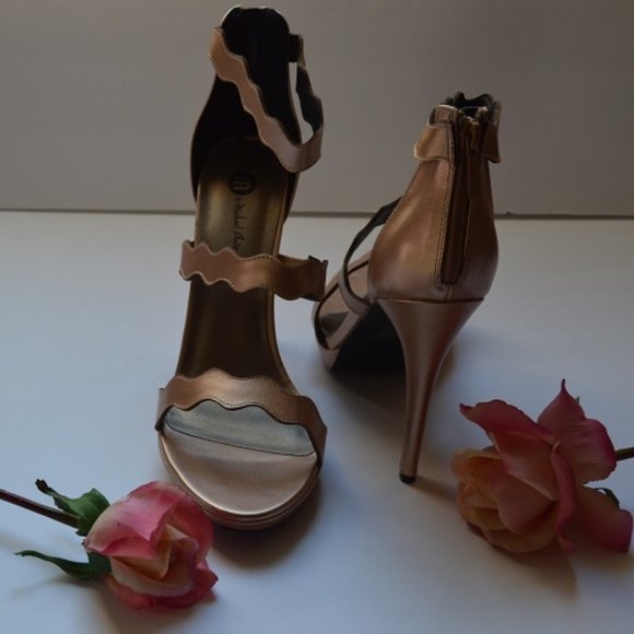 Michael Antonio Heel - Picture 3 of 5